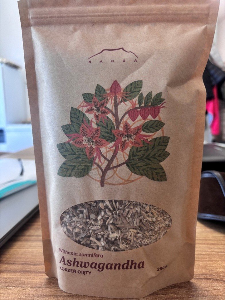 Withania Somnifera Ashwagandha cut root