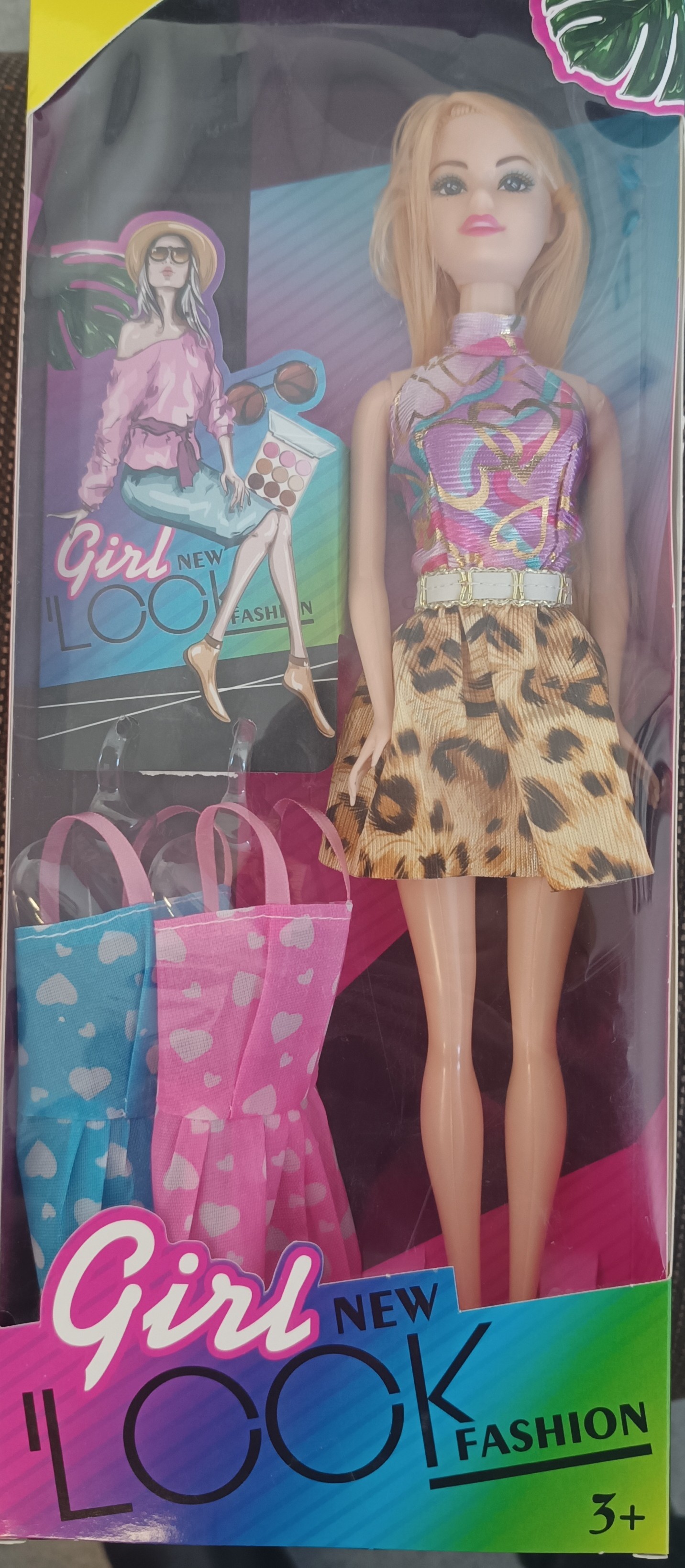 Lalka plastikowa z akcesoriami tekstylnymi – wycofany produkt