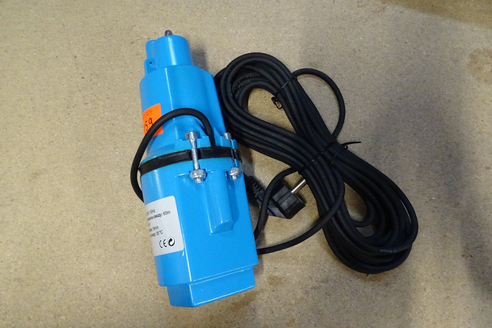 ORCA submersible water pump, mains-powered