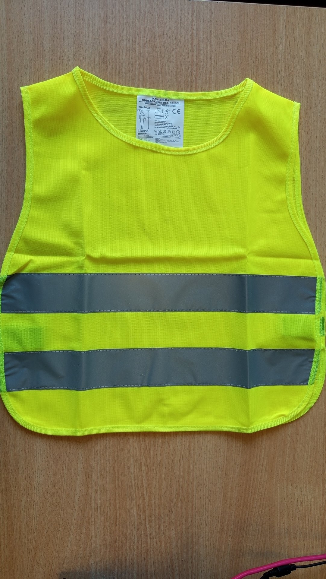 Recalled product: CARCOMMERCE children's safety vest, size XS