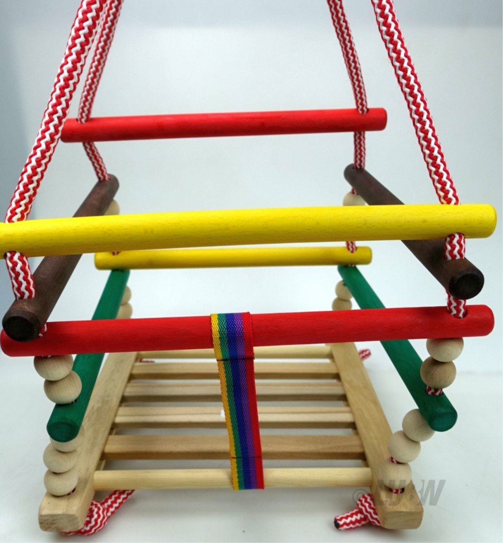 Huśtawka drewniana dla dzieci 2+ AZZAP