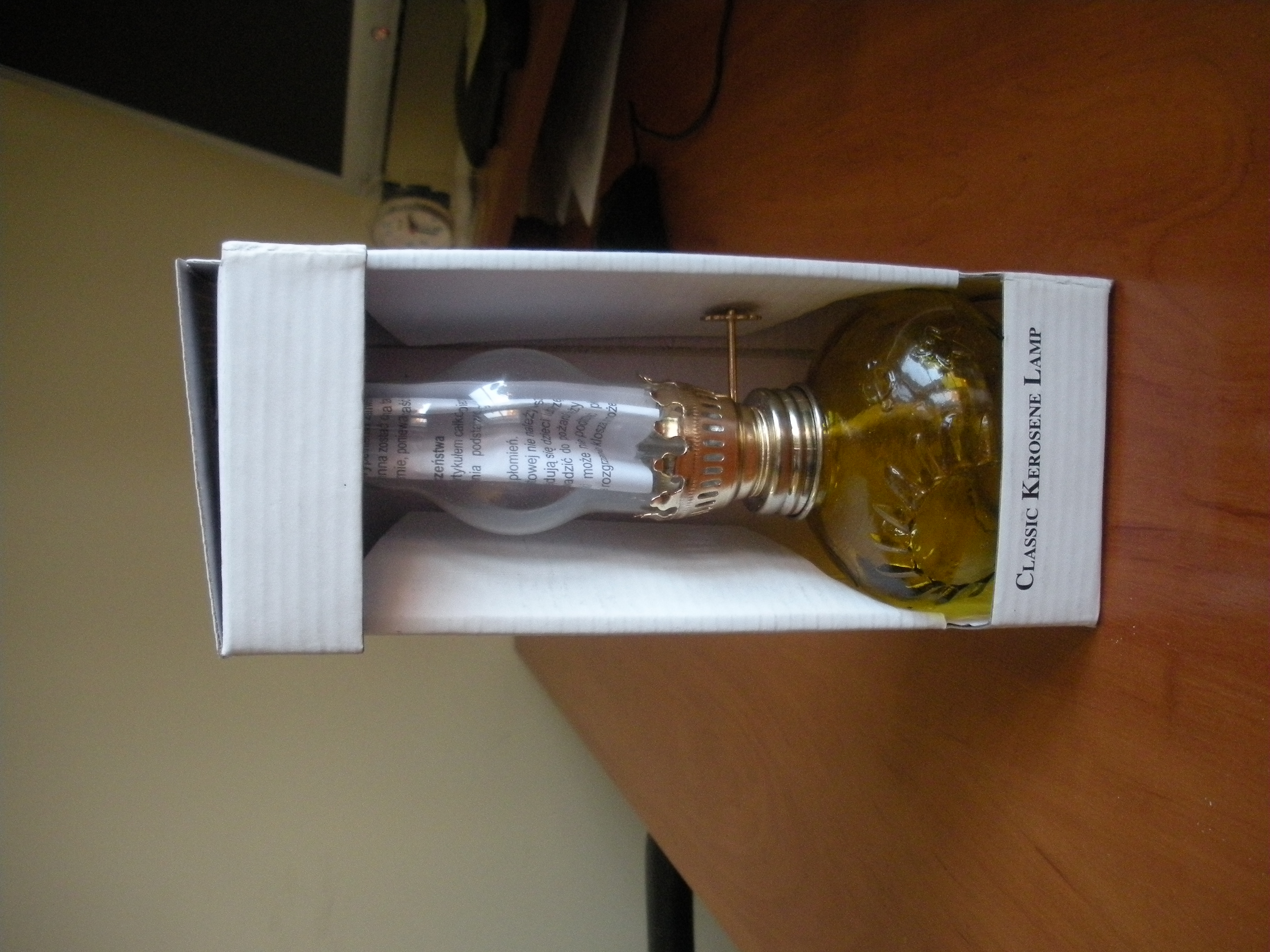 Dekoracyjna lampa naftowa Decorative & Functional typ Ln 03 – wycofany produkt