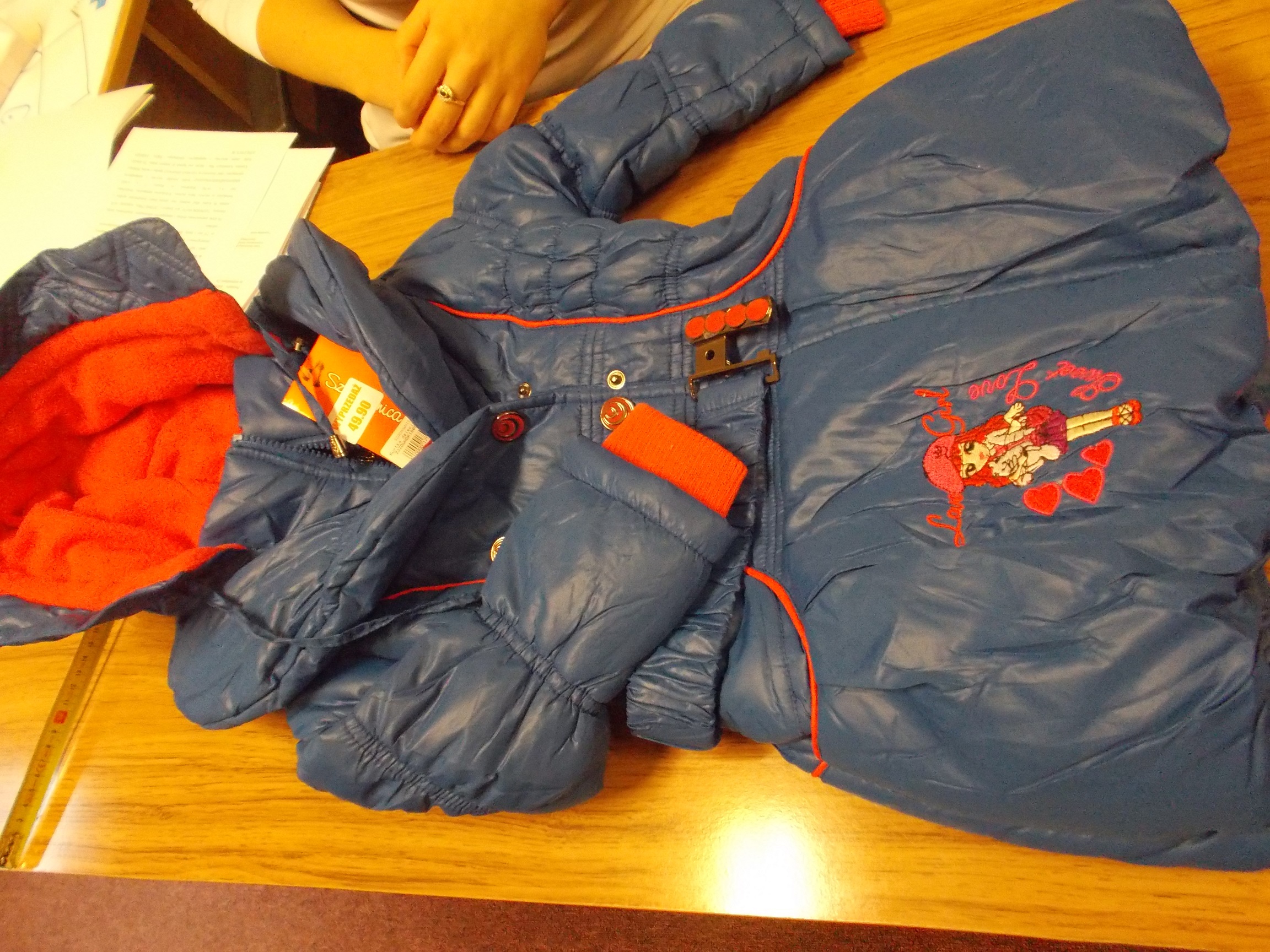 Kurtka dziecięca nr 23ZDWHDK1005TE – wycofany produkt