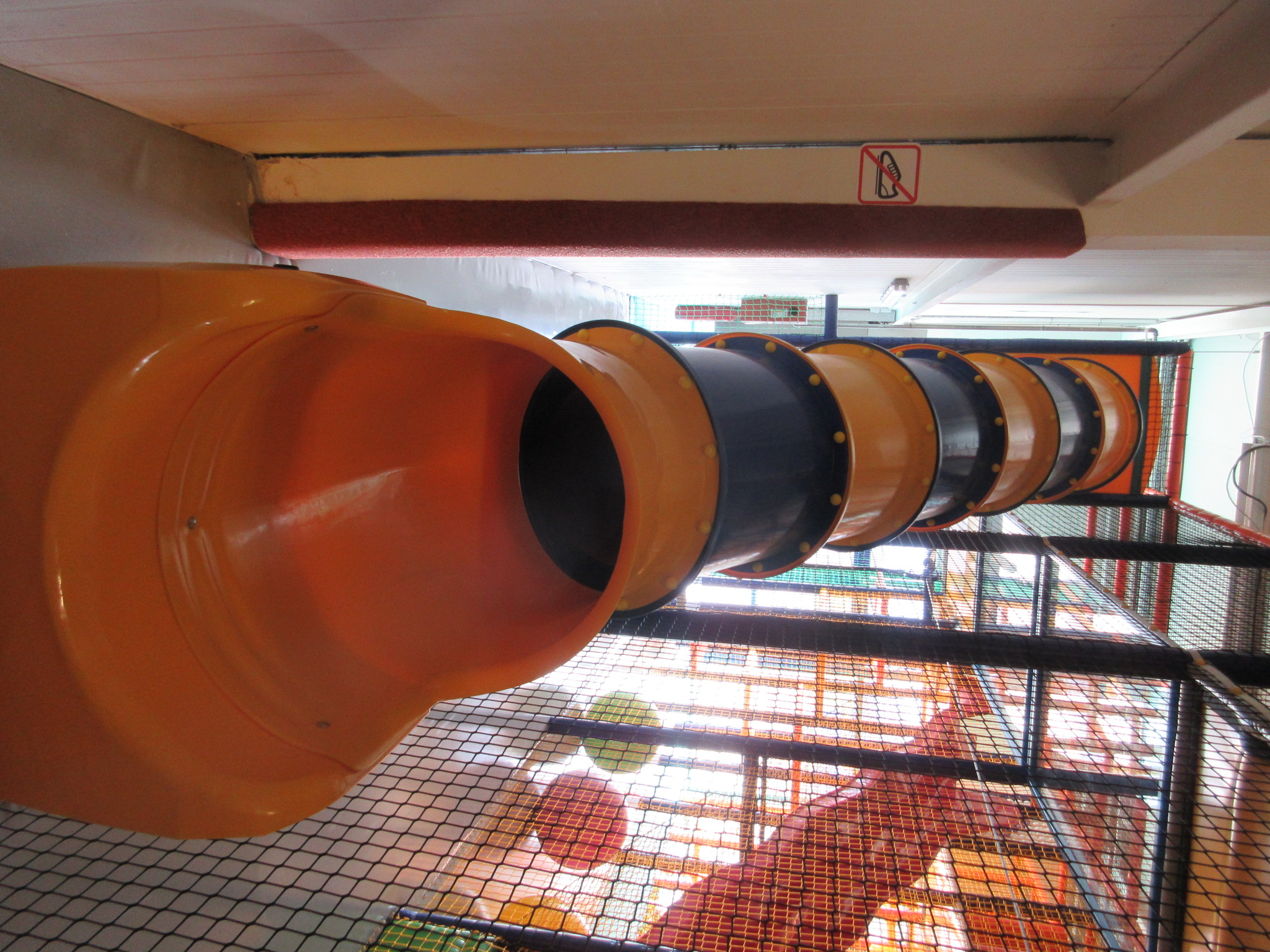 Zjeżdżalnia rurowa prosta o długości 6 m – wycofany produkt