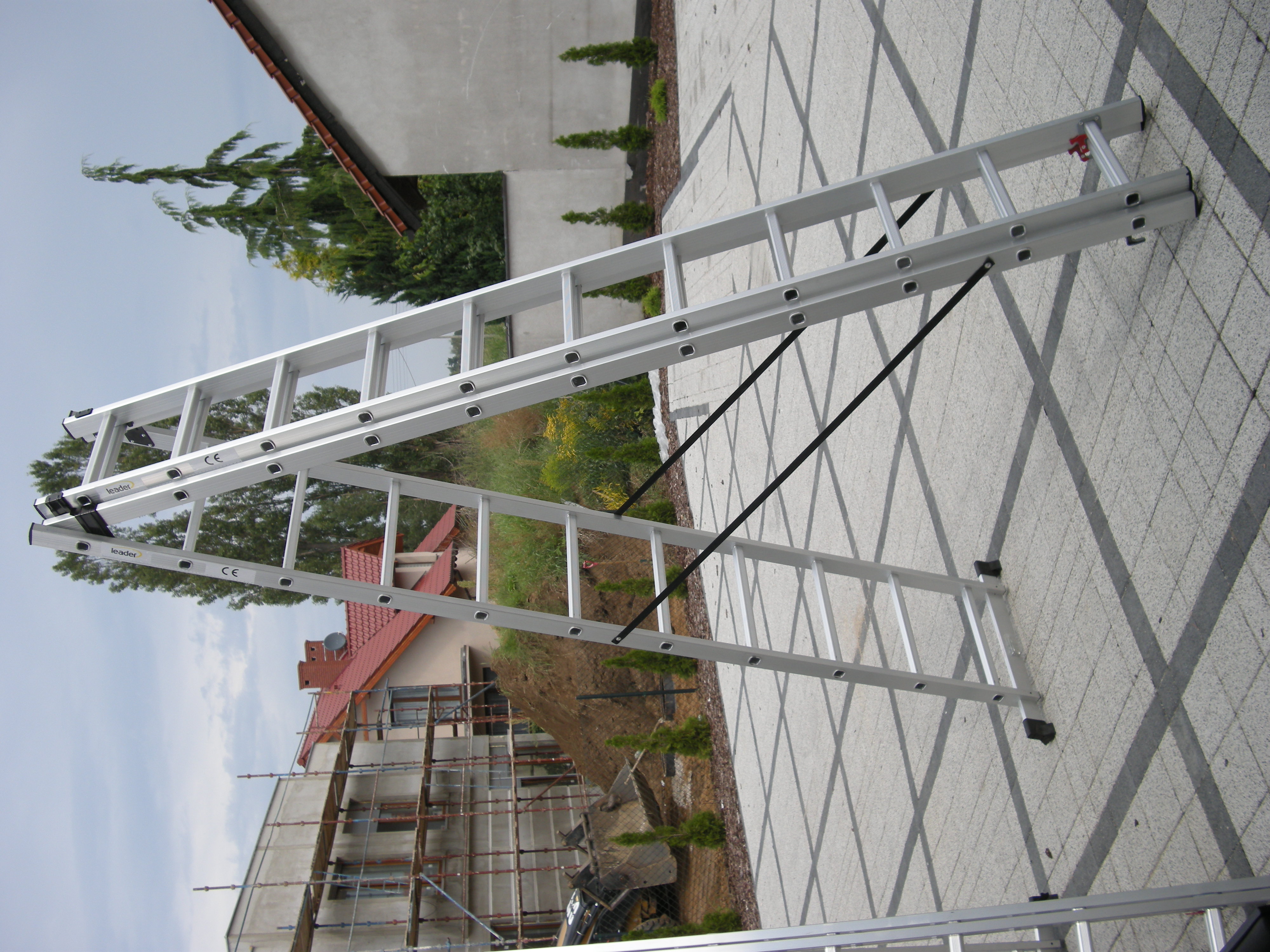 Drabina BL-E 311 – Ciała obce